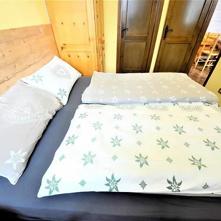 Baite Costaccia App 3 By Apartamento *